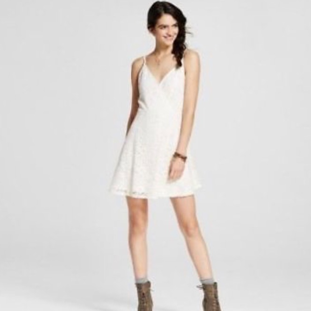 NWOT MOSSIMO LACE SKATER DRESS